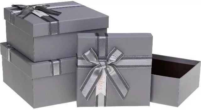 Pudełko prezentowe z kokardą srebrny ROZETTE - tantis.pl