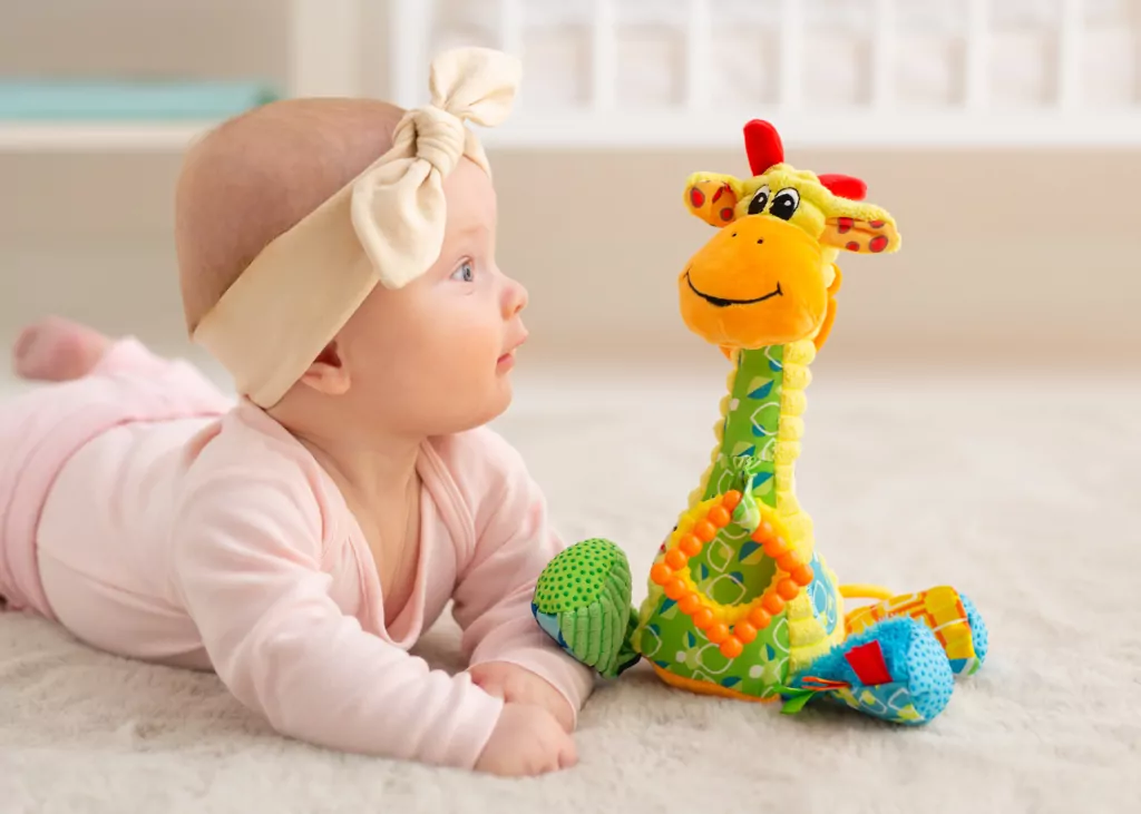 Zawieszka Żyrafa Gina z pozytywką 82874 - tantis.pl