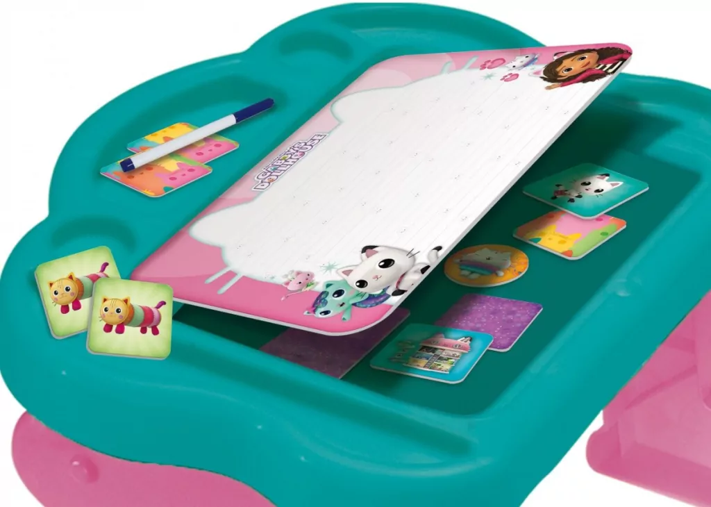 Biurko z grami edukacyjnymi. Koci Domek Gabi - tantis.pl