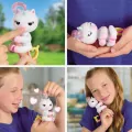 Małpka Fingerlings Leo niebieska - tantis.pl