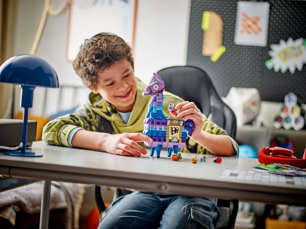 LEGO® Fortnite Lama Zaopatrzeniowa 77071 - tantis.pl