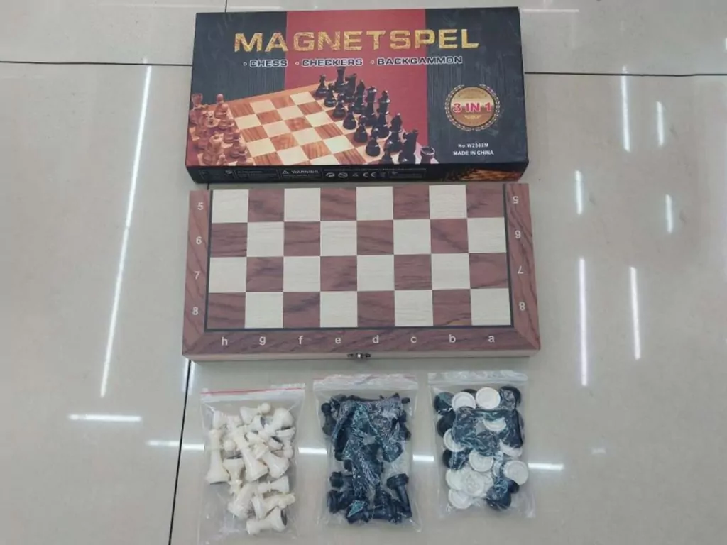 Szachy+warcaby magnetyczne, drewniana plansza - tantis.pl