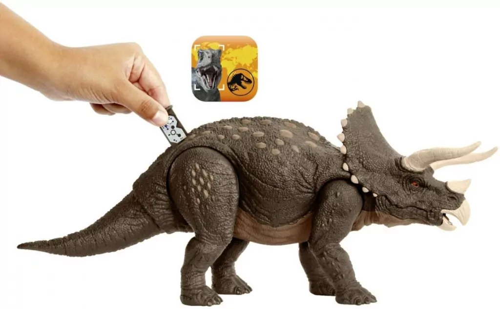Figurka Jurassic World Eko Triceratops Obrońca Środowiska - tantis.pl