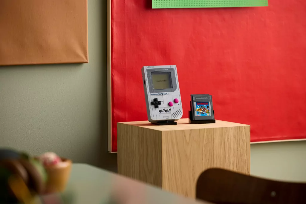 LEGO® Game Boy™ 72046 - tantis.pl