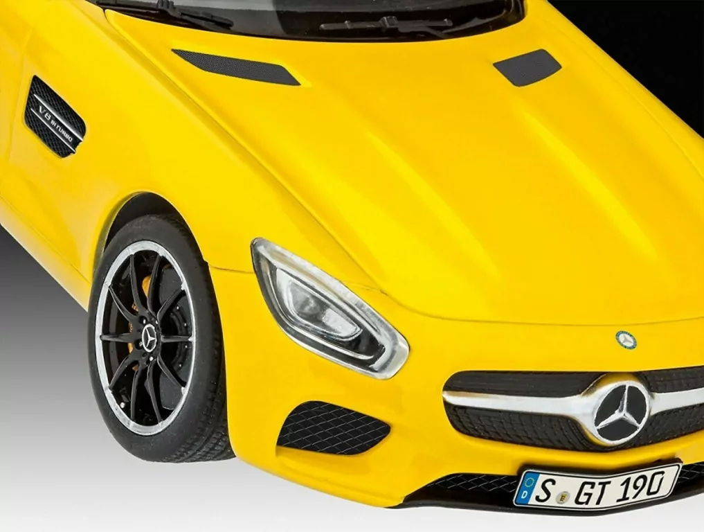 Samochód sportowy Mercedes AMG GT - tantis.pl