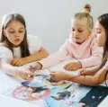 Glitter puzzle 100. Frozen 2 - tantis.pl
