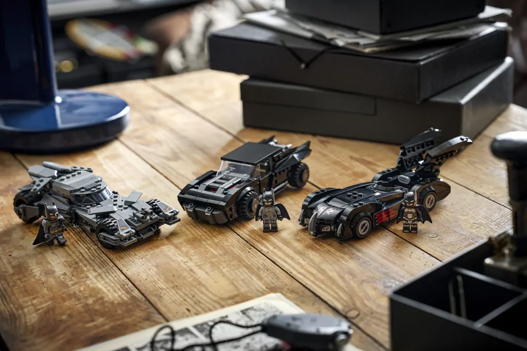 LEGO® Batmobil™ z filmu Batman v Superman™ 76331 - tantis.pl