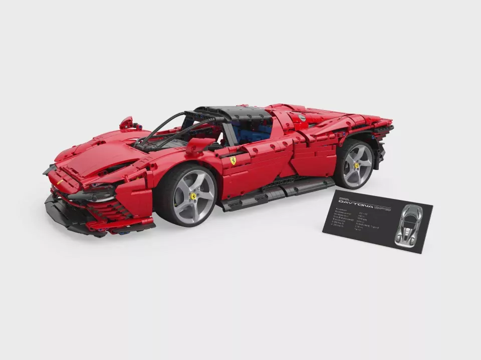LEGO® Technic. Ferrari Daytona SP3. 42143 - tantis.pl