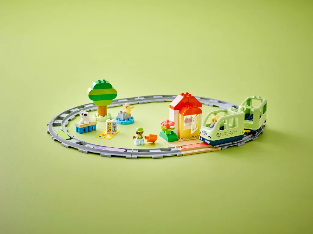 LEGO® Duplo. Przygoda z interaktywnym pociągiem 10427 - tantis.pl
