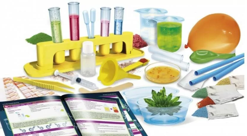 Lisciani. I'm a Genius. Laboratorium 300 eksperymentów - tantis.pl