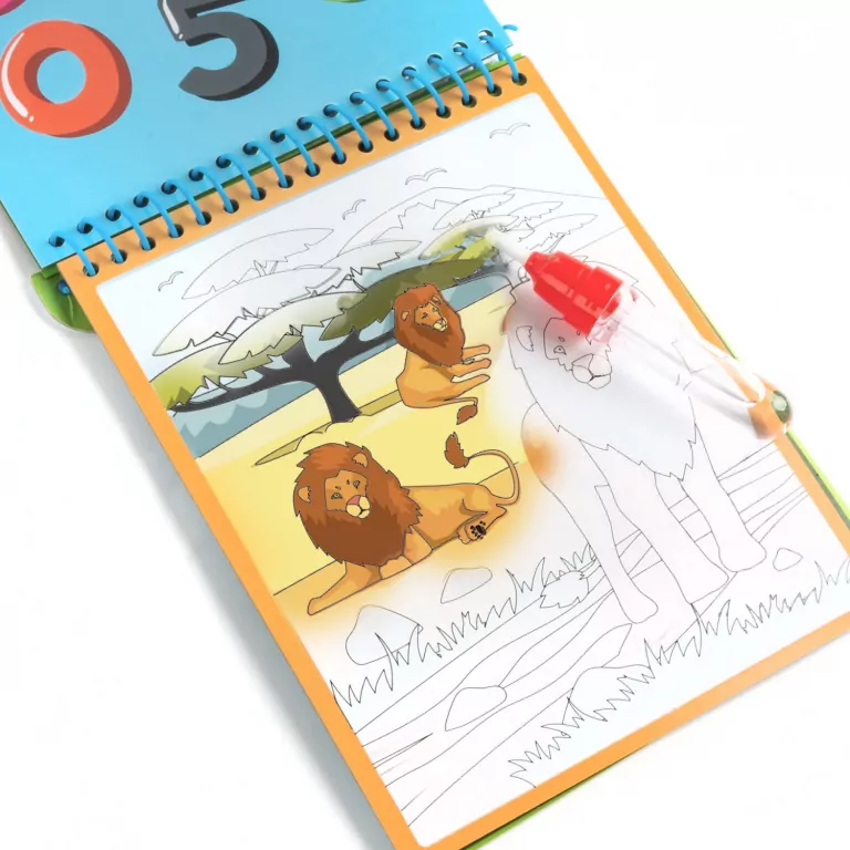 Magiczna kolorowanka wodna. Zwierzęta - tantis.pl