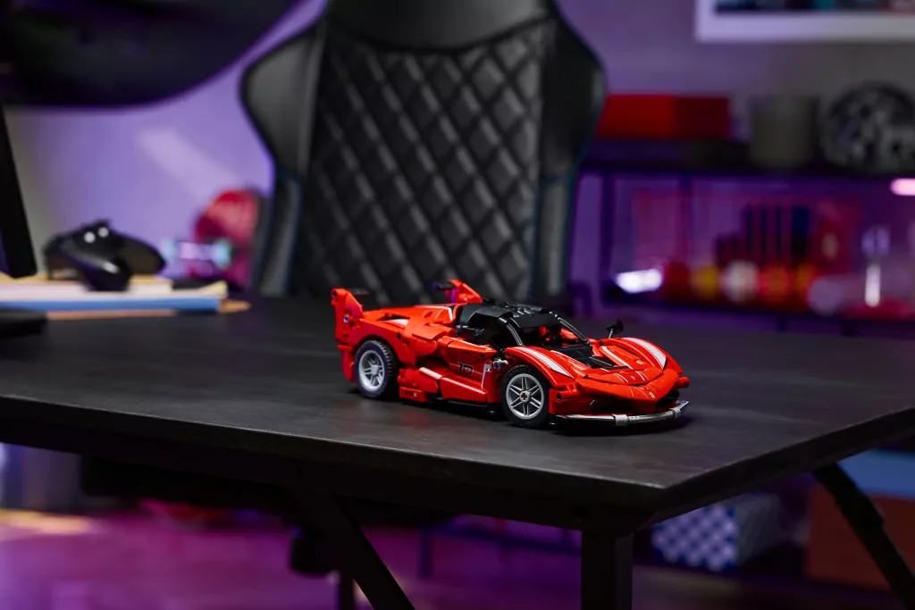 LEGO® Ferrari FXX K 42212 - tantis.pl