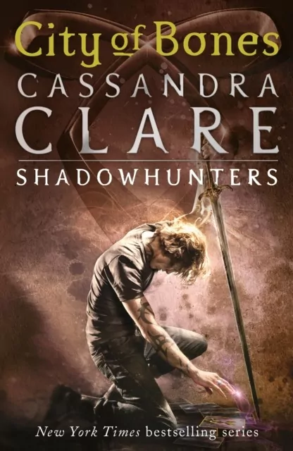 City of Bones. The Mortal Instruments. Part 1 - tantis.pl