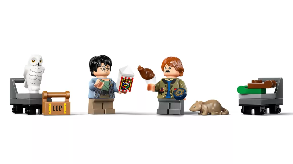 LEGO® Harry Potter. Book nook: Ekspres do Hogwartu™ 76450 - tantis.pl