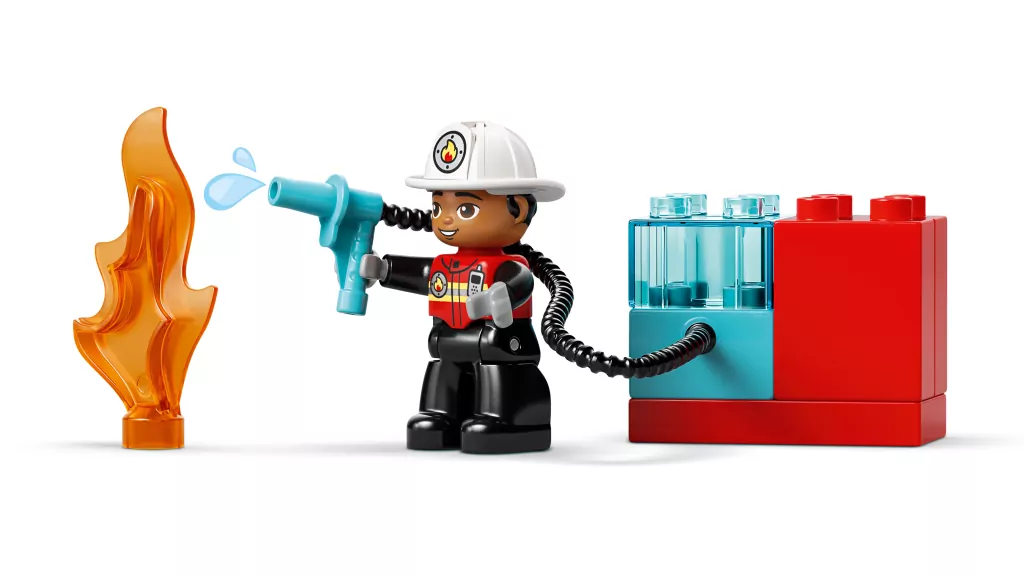 LEGO® Duplo. Wóz strażacki z wężem i strażaki 10473 - tantis.pl
