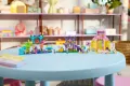 LEGO® Koci domek Gabi. Łakociowa Góra i Kiciowy Ogródek. 11205 - tantis.pl