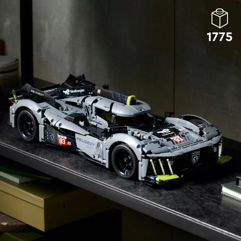 LEGO® Technic. PEUGEOT 9X8 24H Le Mans Hybrid Hypercar. 42156 - tantis.pl
