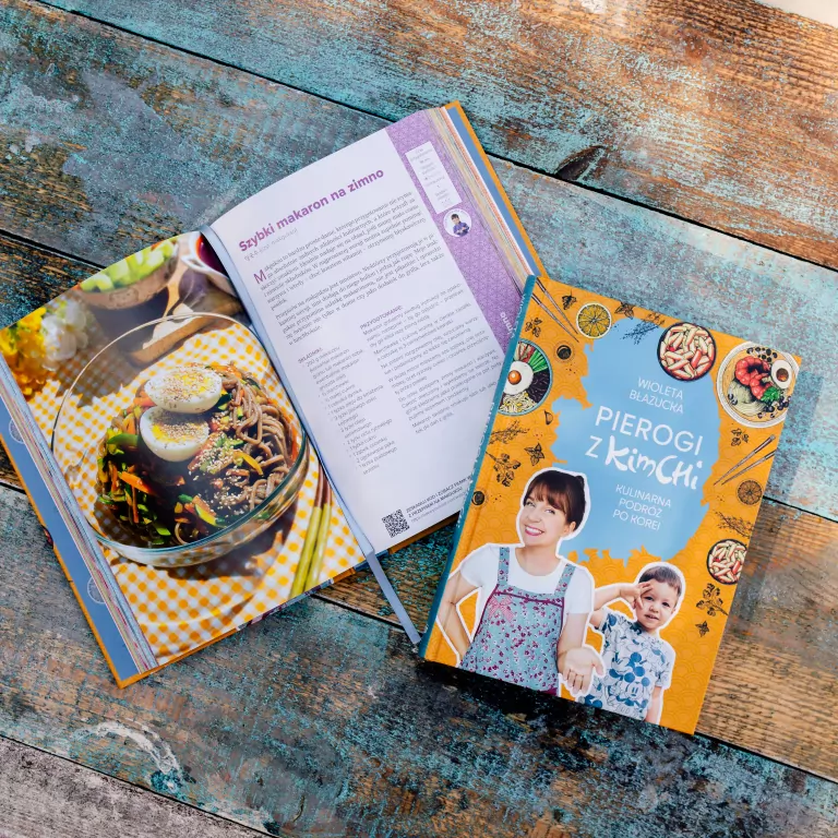 Pierogi z kimchi. Kulinarna podróż po Korei - tantis.pl