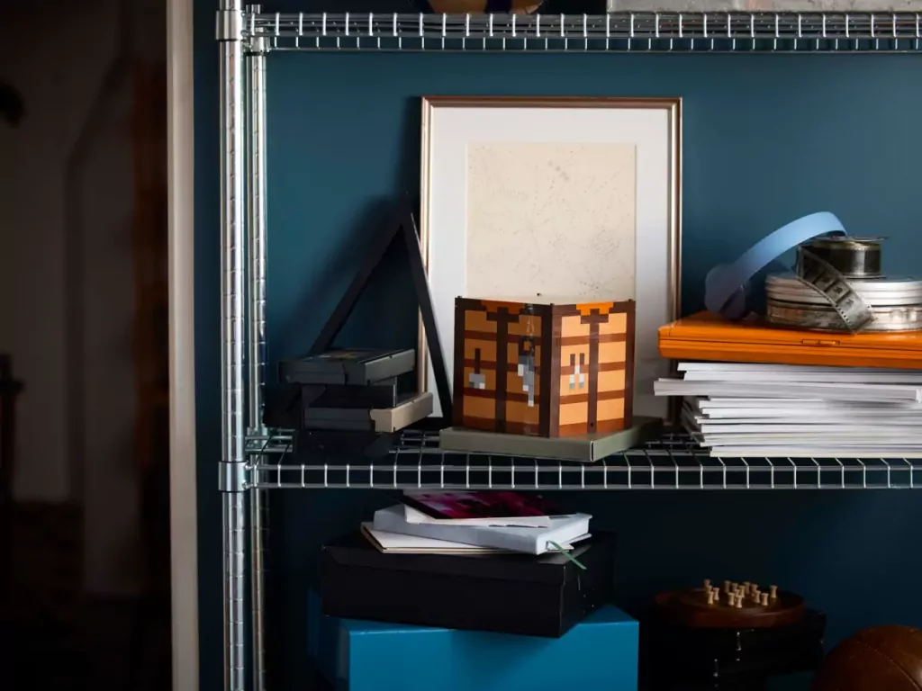 LEGO® Minecraft. Stół warsztatowy 21265 - tantis.pl