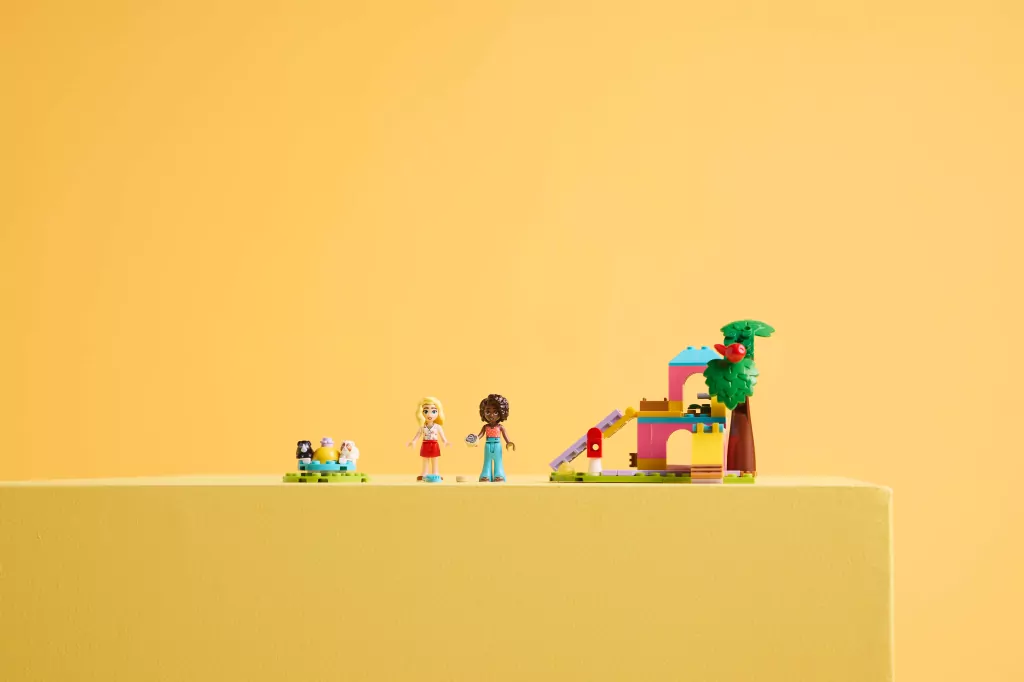 LEGO® Plac zabaw dla świnek morskich 42640 - tantis.pl