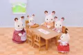 Stół i krzesła do jadalni. Sylvanian Families - tantis.pl