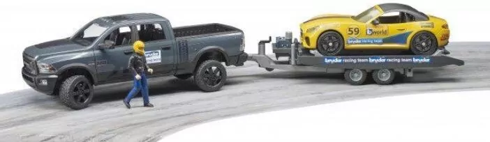 Auto Dodge RAM 2500 Power Wagon z lawetą i autem - tantis.pl