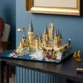 LEGO® Harry Potter. Zamek Hogwart i błonia. 76419 - tantis.pl