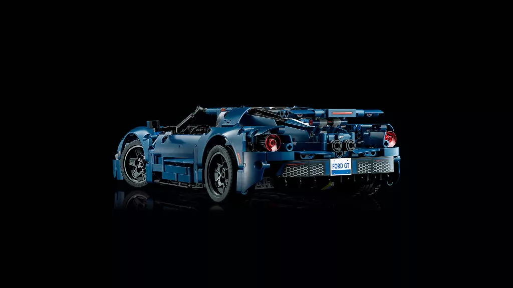 LEGO® Technic. Ford GT, wersja z 2022 roku. 42154 - tantis.pl