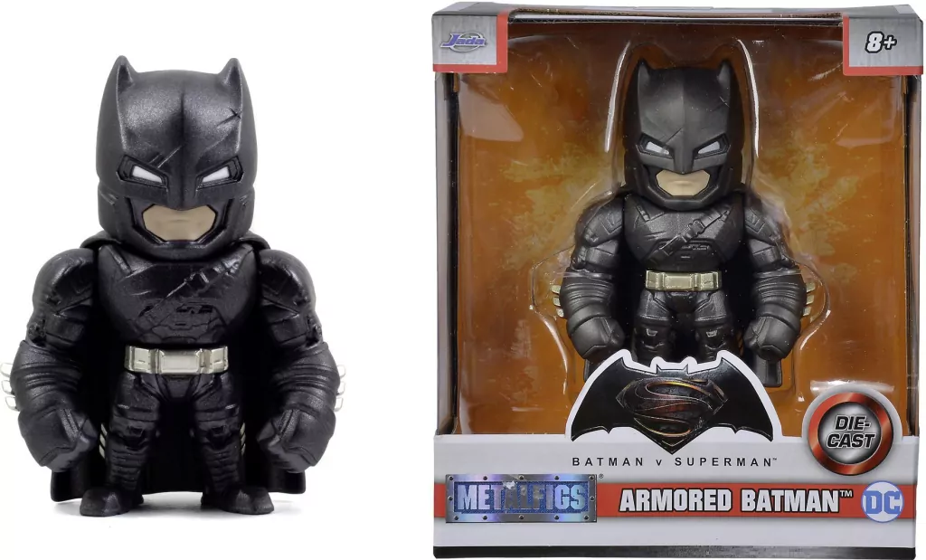 Batman. Metalowa figurka 10 cm - tantis.pl