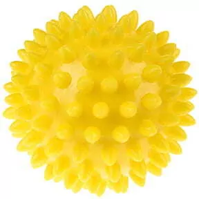 Piłka sensoryczna do masażu i rehabilitacji. 6,6 cm żółta - tantis.pl