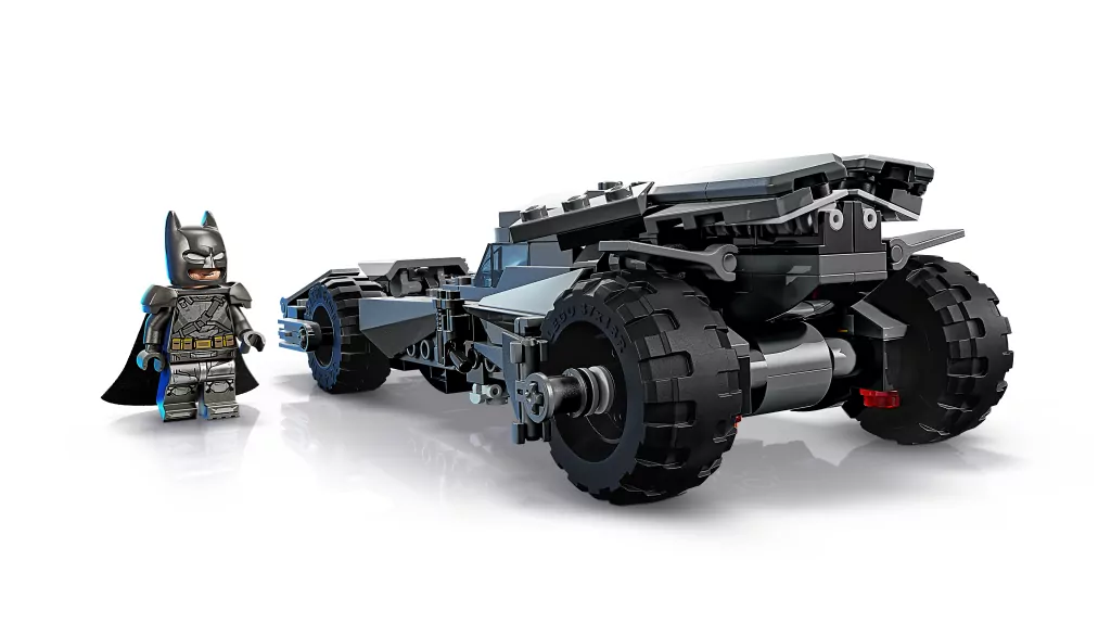 LEGO® Batmobil™ z filmu Batman v Superman™ 76331 - tantis.pl