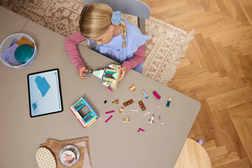 LEGO® Kraina lodu. Zamek w Arendelle 43265 - tantis.pl