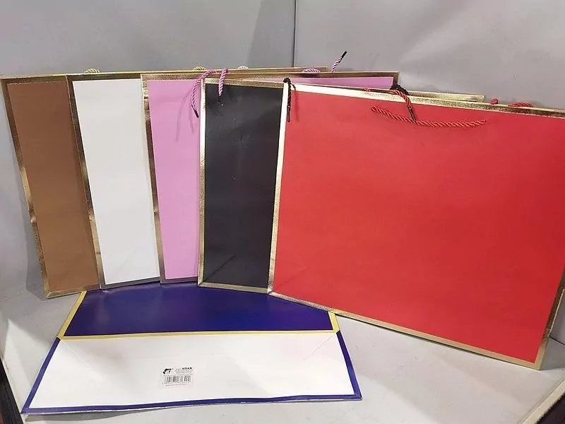 Torebka prezentowa 38x32x12cm MIX - tantis.pl