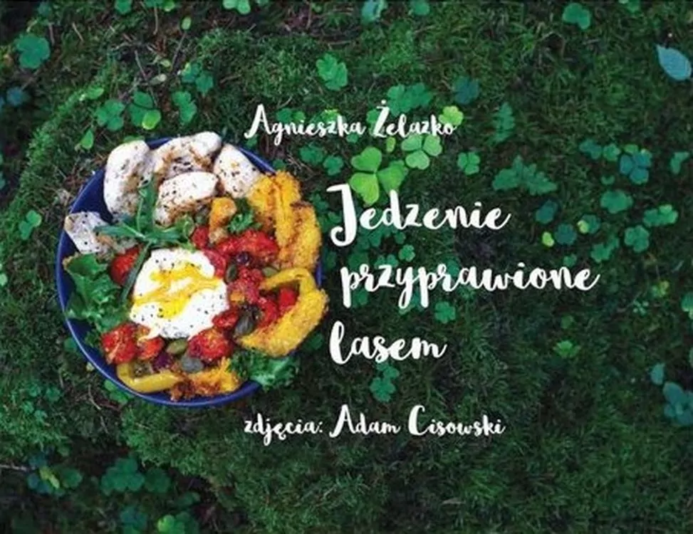 Jedzenie przyprawione lasem - tantis.pl