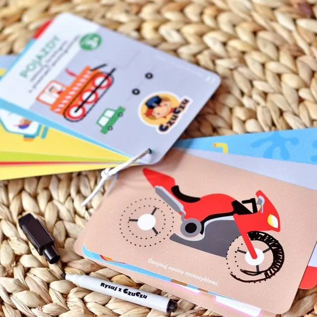 CzuCzu. Pojazdy. Zabawy kreatywne z pisakiem zmazywakiem 3+ - tantis.pl