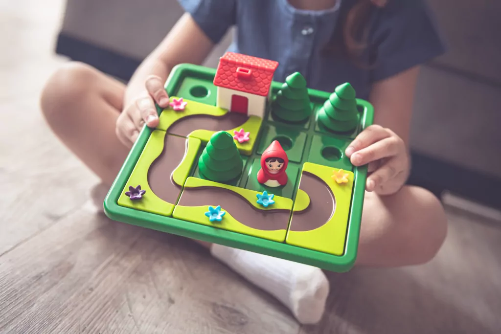 Little Red Riding Hood. Smart Games - tantis.pl