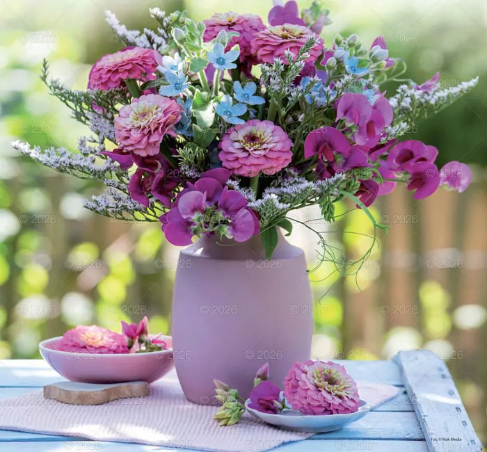 Kalendarz 2026 reklamowy Bukiety kwiatów - tantis.pl