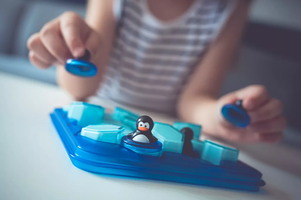 Pingwiny. Zabawa w basenie. Smart Games - tantis.pl