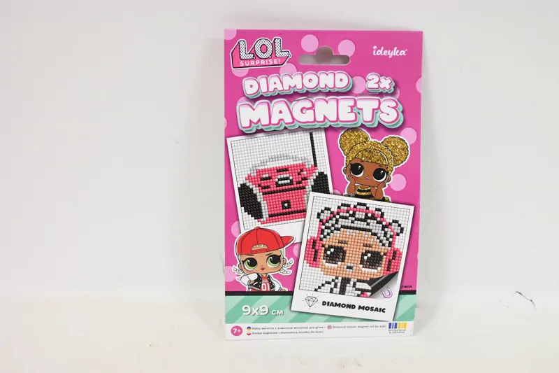 Diamentowa mozaika na magnes - LOL Boombox 9x9cm - tantis.pl