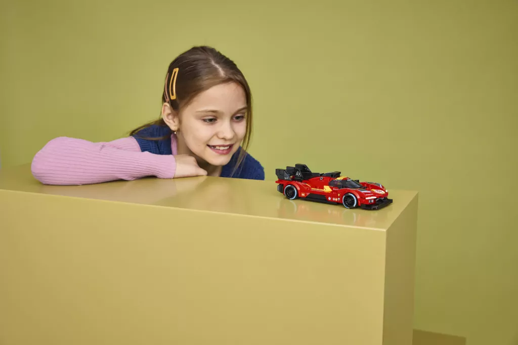 LEGO® Ferrari 499P 77261 - tantis.pl