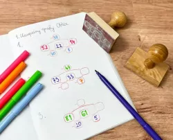 Stempel graf. Różnica