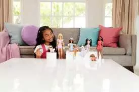 Barbie Jednakowa stylizacja Lalka i piesek - Paski - tantis.pl