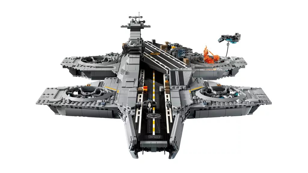LEGO® Lotniskowiec T.A.R.C.Z.Y. 76354 - tantis.pl