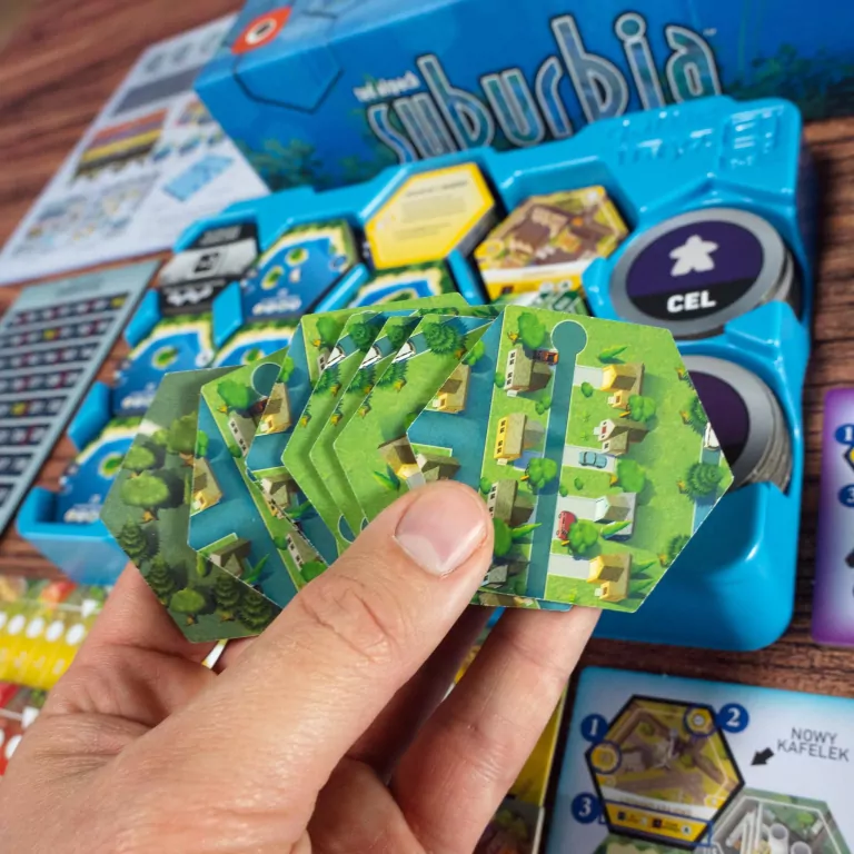 Suburbia PORTAL - tantis.pl