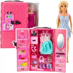 Lalka z szafą i akcesoriami