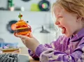 LEGO® Fortnite  Durrr Burgerownia 77070 - tantis.pl