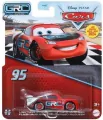 Cars. Auto Lightning McQueen HTY00 - tantis.pl