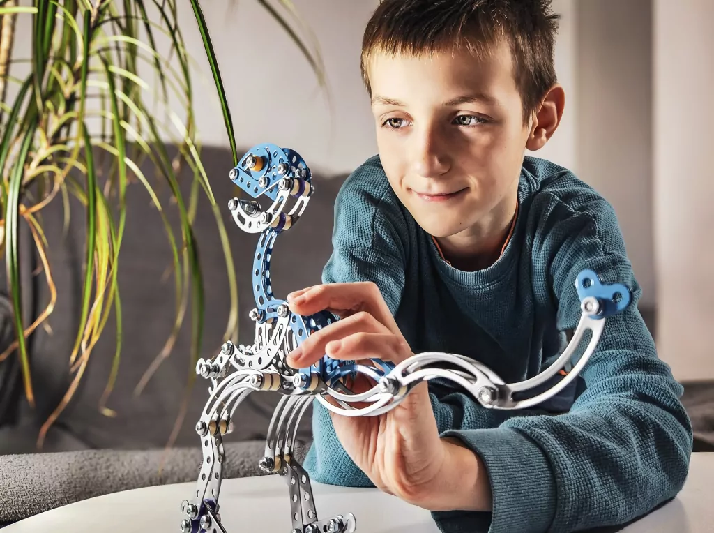 Mały Konstruktor. Dinozaury Velociraptor - tantis.pl