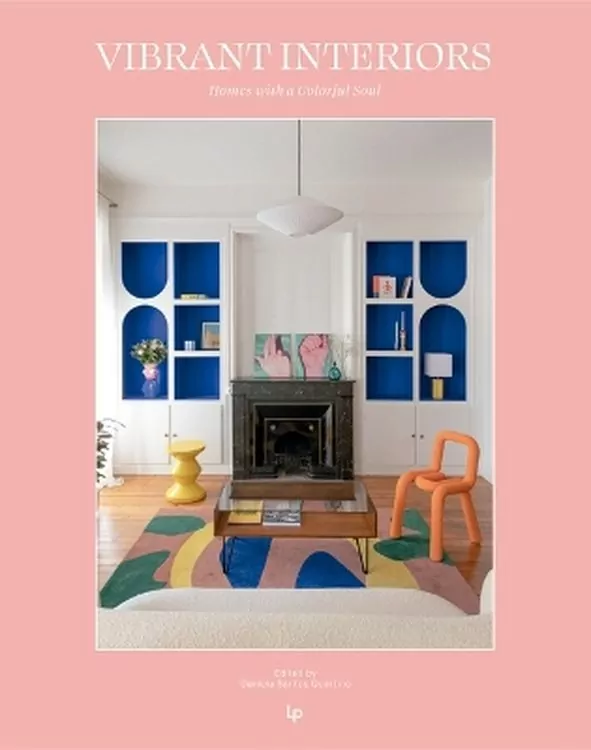 Vibrant Interiors: Homes Alive with Color - tantis.pl