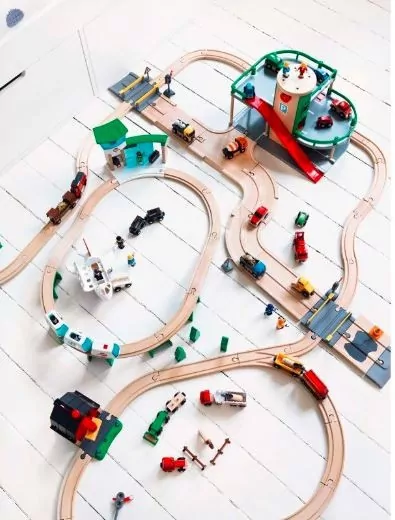 Parking. Brio - tantis.pl